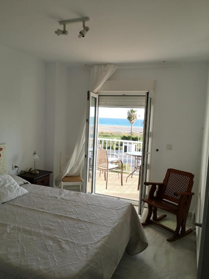 Apartamento Dos Faros Conil De La Frontera Exterior foto