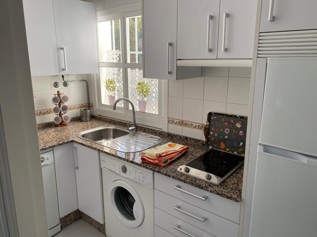 Apartamento Dos Faros Conil De La Frontera Exterior foto